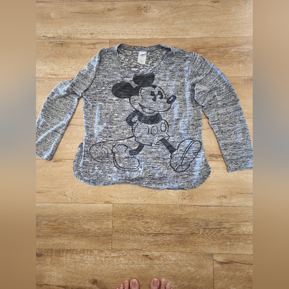 Disney Womens M Youth XL Large Mickey Mouse Knit Lightweight Sweater Gray